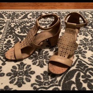 Aerosoles Tan Faux Leather Heel